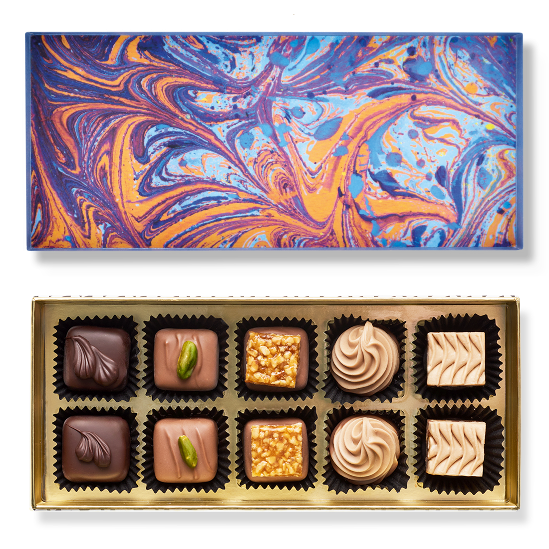 Produktbild: Klassische Pralinenschachtel, Ansicht vom Deckel innen mit Marmormuster blau-mehrfarbig und Innenansicht mit zehn unterschiedlichen Pralinen in fünf Sorten